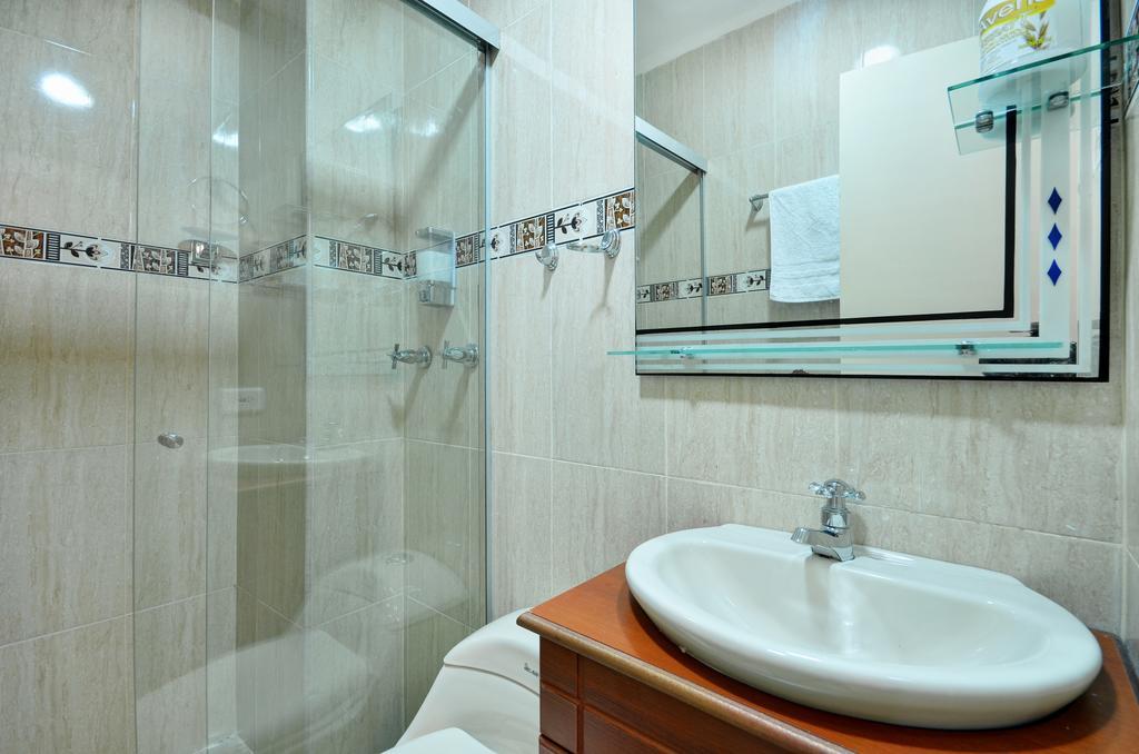 Apartamentos Laureles De La 70 Medellín Exterior foto