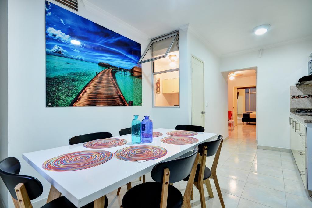 Apartamentos Laureles De La 70 Medellín Exterior foto