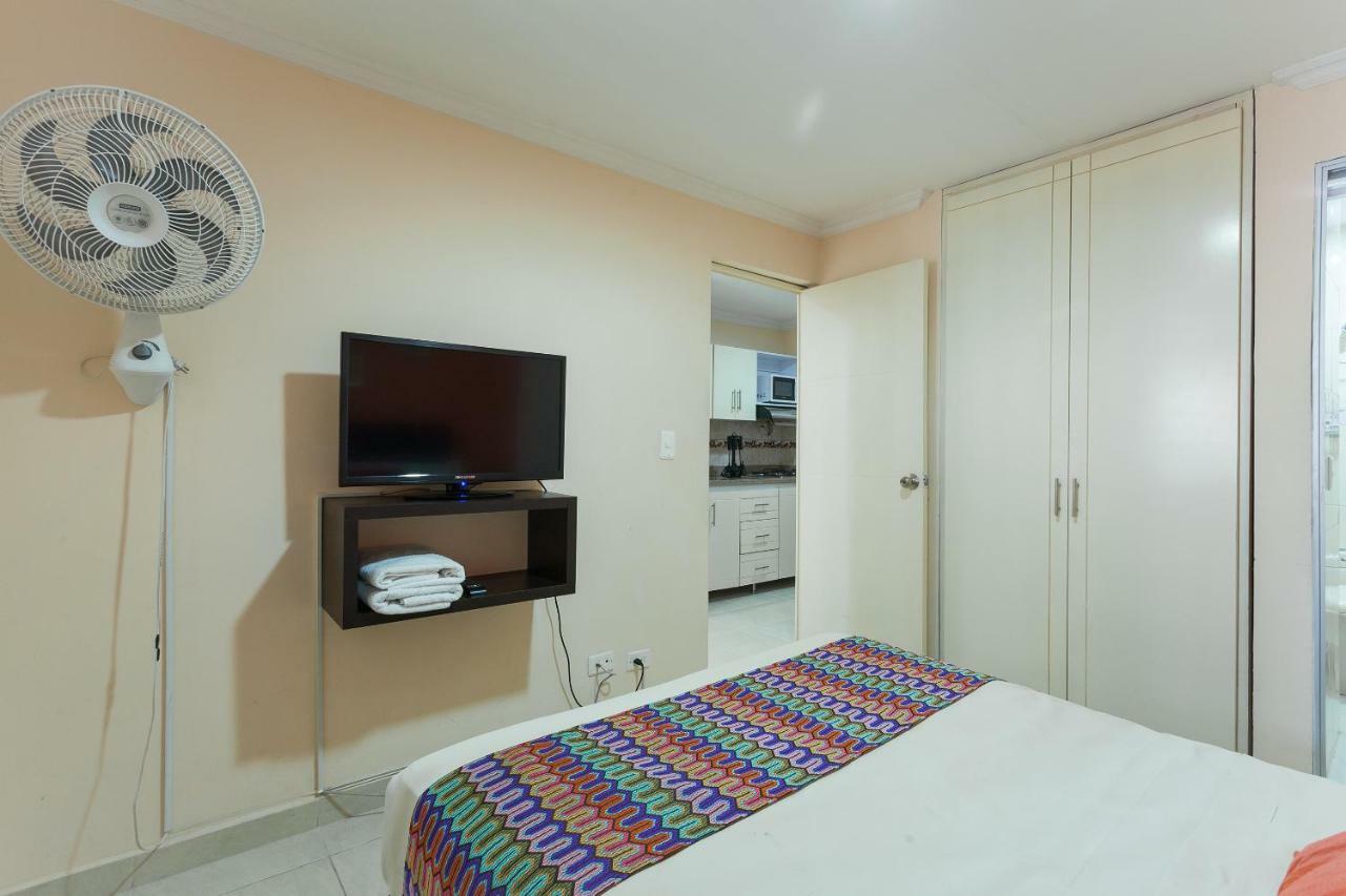 Apartamentos Laureles De La 70 Medellín Quarto foto
